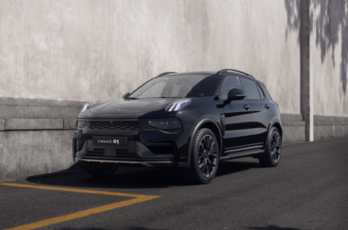 lynk_&_co_01_ONYXBLACK_front_side